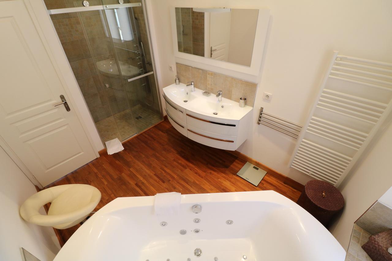 Luxury 1 Bedroom Quai St Pierre 2 Mins From The Palais & Croisette 269 Cannes Bagian luar foto